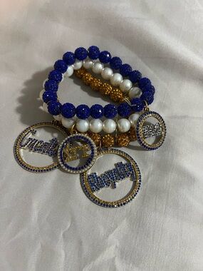 Sigma Gamma Rho Blue & Gold Beaded Charm Bracelet - Women Jewelry